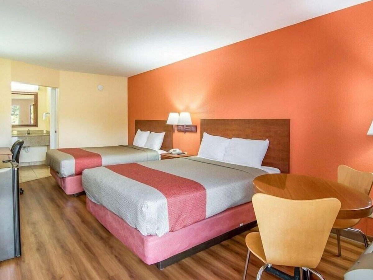 Double Queen Room